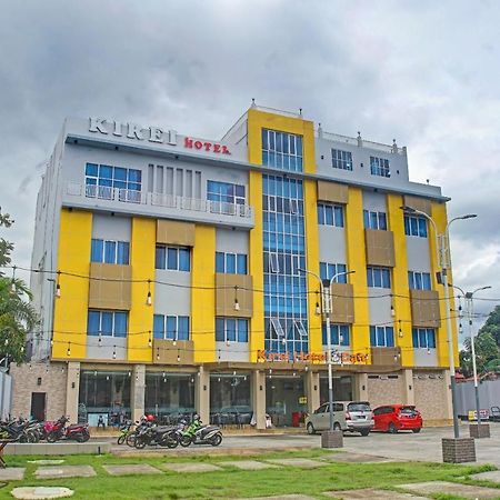 Kirei Hotel Bantaeng Kültér fotó