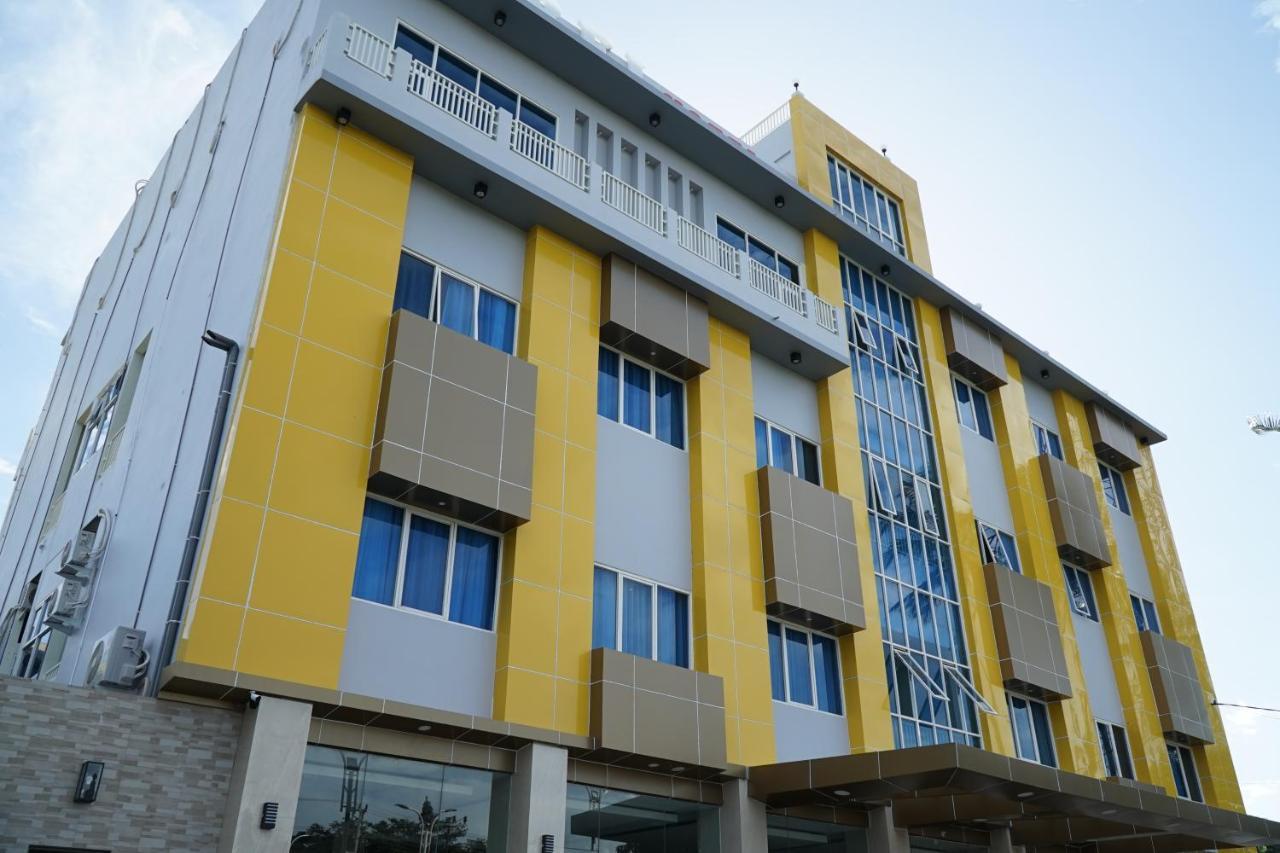 Kirei Hotel Bantaeng Kültér fotó