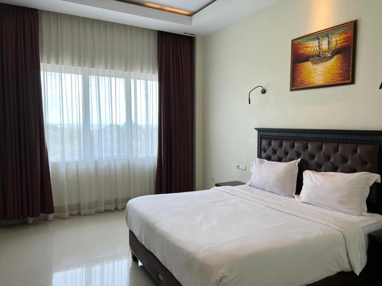 Kirei Hotel Bantaeng Kültér fotó
