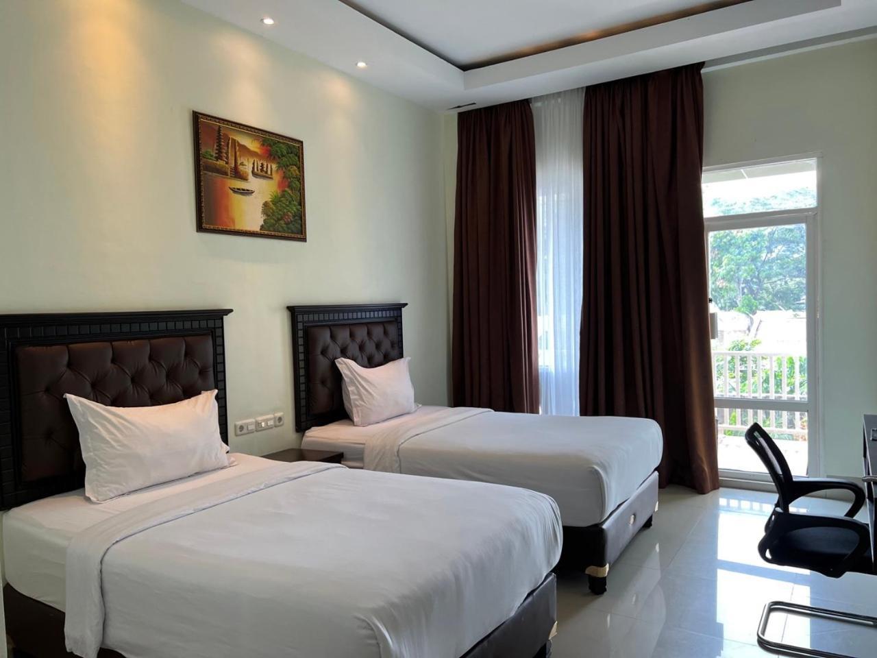Kirei Hotel Bantaeng Kültér fotó