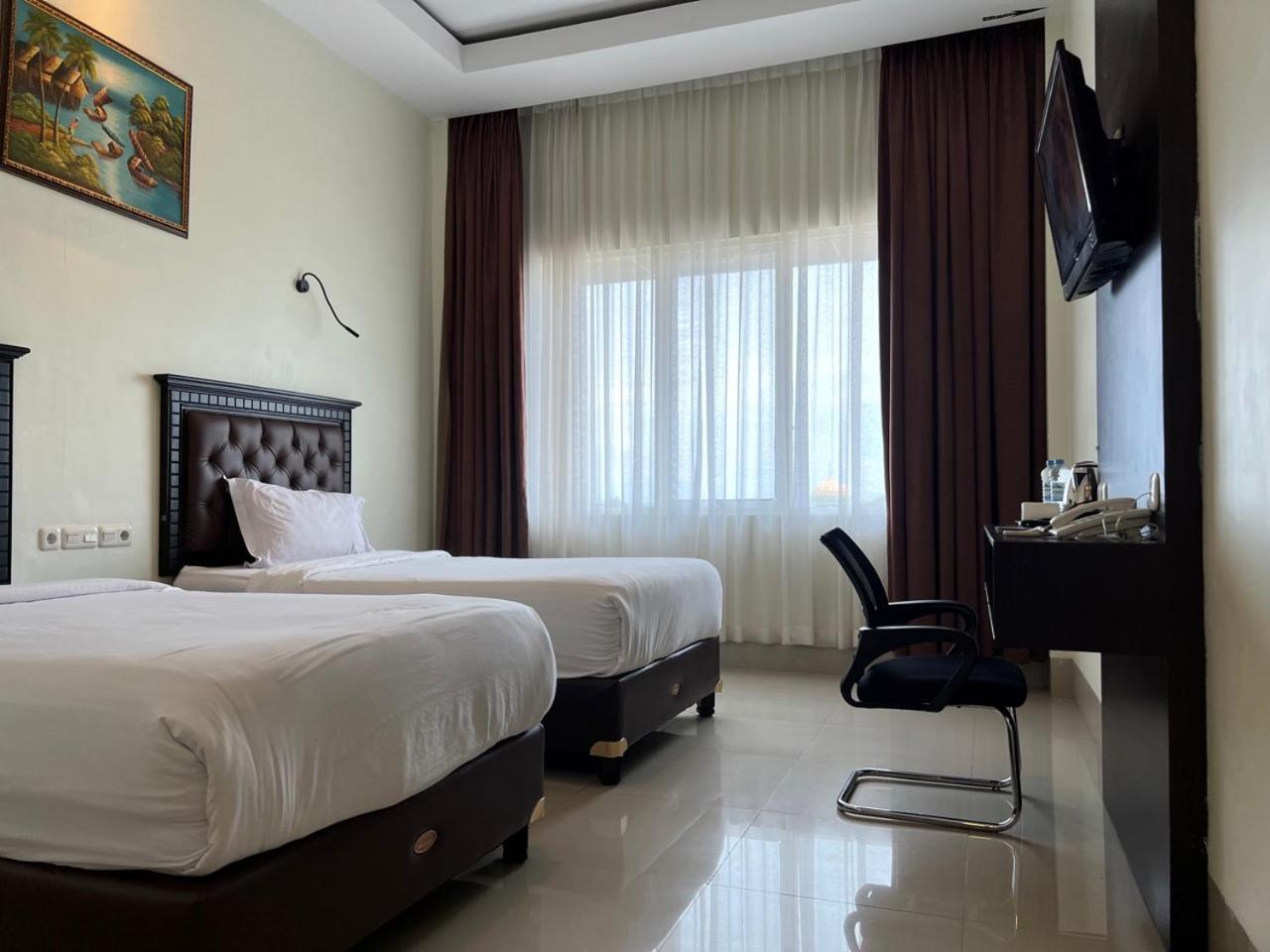 Kirei Hotel Bantaeng Kültér fotó