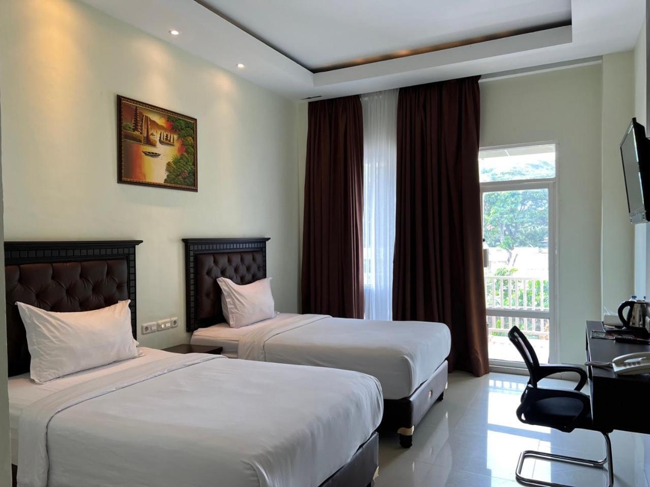 Kirei Hotel Bantaeng Kültér fotó