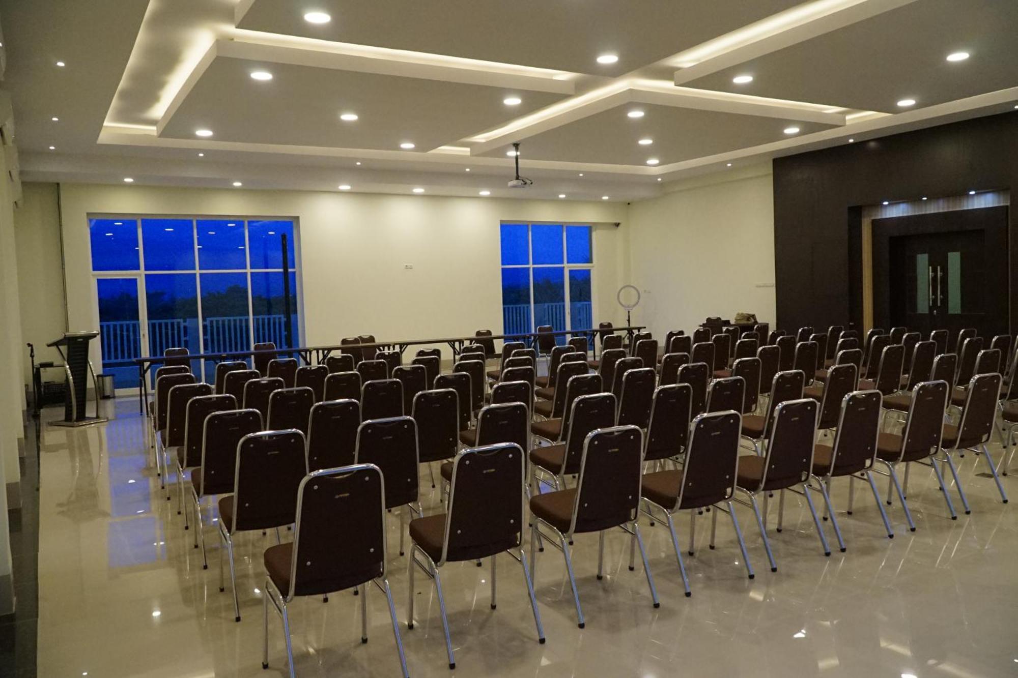 Kirei Hotel Bantaeng Kültér fotó